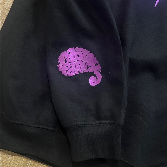Prince Purple Rain Hologram Paisley Party Symbol crewneck Sweatshirt Sz Small - Picture 5 of 7